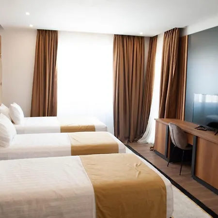 Hilal Palace - Halal Hotel Golem (Tirana)