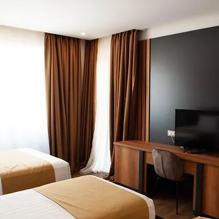 Hilal Palace - Halal Hotel