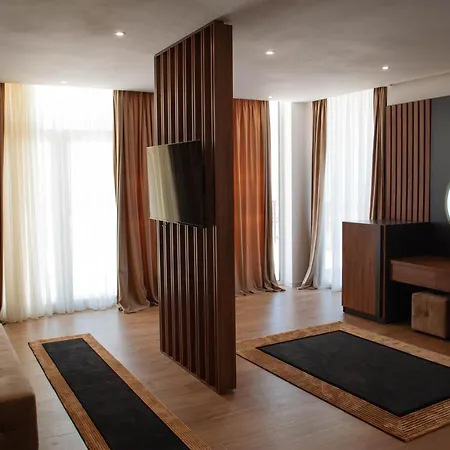 Hilal Palace - Halal * Golem (Tirana)