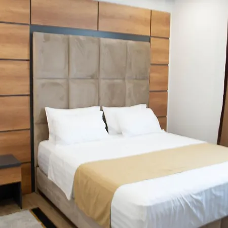 Hilal Palace - Halal Golem (Tirana)