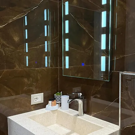 Hilal Palace - Halal Hotel