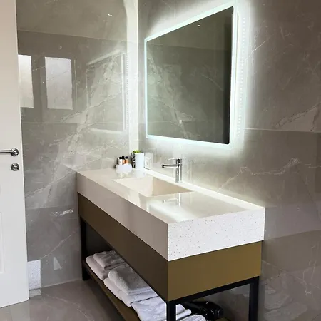 Hilal Palace - Halal Hotel *