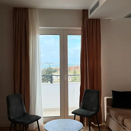 Hilal Palace - Halal Hotel Golem (Tirana)