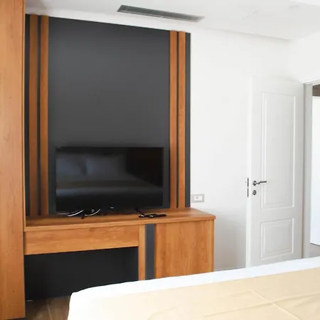 Hilal Palace - Halal Hotel *