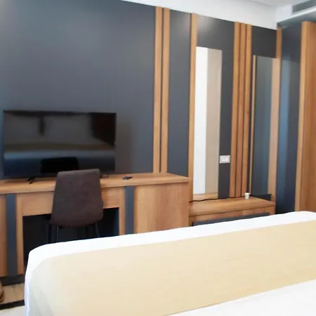 Hilal Palace - Halal Hotel