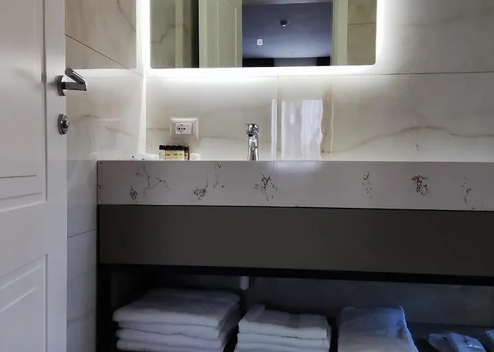 Hilal Palace - Halal Hotel
